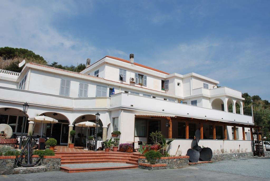 Corso di qualificazione professionale per Sommelier - 1° Livello -  2020