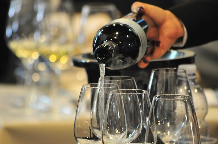<p>Al via mercoled&igrave; 15 ottobre a Savona il corso per diventare sommelier di Ais Liguria</p>