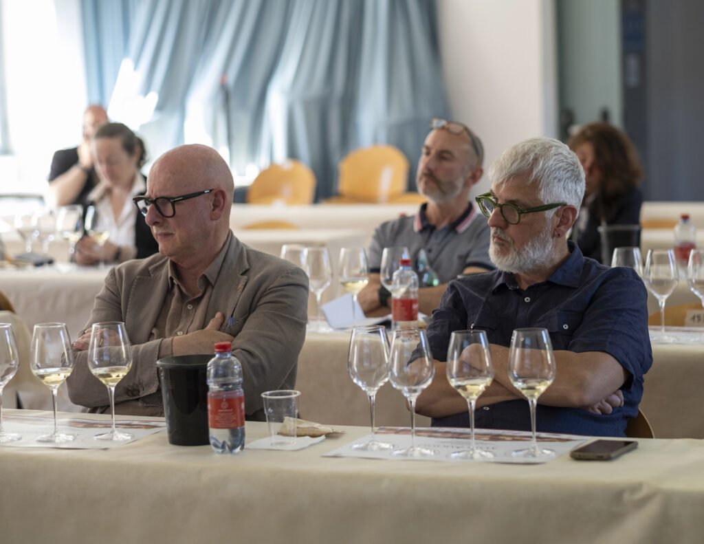<p>Il 7 e 8 giugno a Palazzo Ducale Mare&Mosto - Le Vigne Sospese, il programma</p>