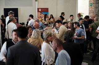 <p>Mare&Mosto&nbsp;arriva per la prima volta a&nbsp;Genova: l&rsquo;11&ordf; edizione dell&rsquo;evento dedicato&nbsp;al vino e all&rsquo;olio ligure sar&agrave; il&nbsp;7 e&nbsp;l&rsquo;8 giugno 2026 a&nbsp;Palazzo Ducale</p>