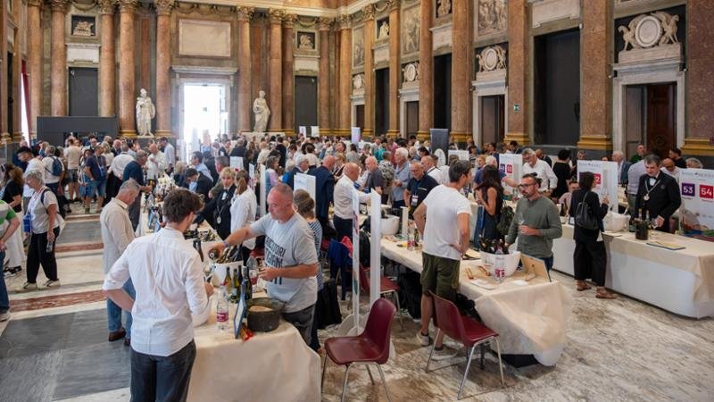 <p>Mare&Mosto, l&rsquo;orgoglio dei vini liguri. &ldquo;In vigna sempre pi&ugrave; donne e under 40&rdquo;</p>